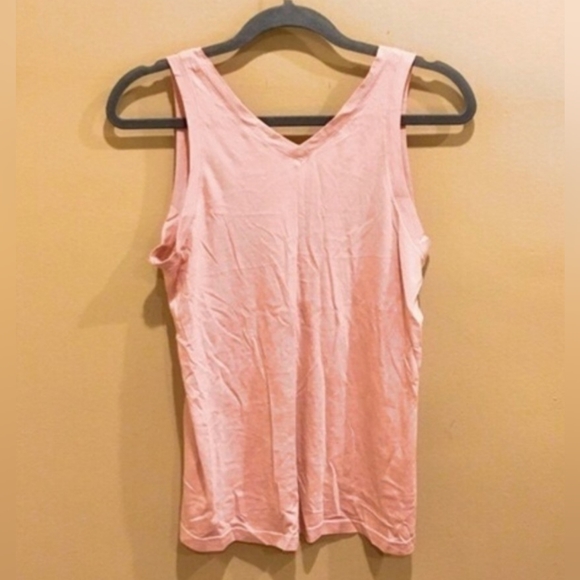Caslon Blush Pink V-Neck Cotton Tank Top - Picture 2 of 6